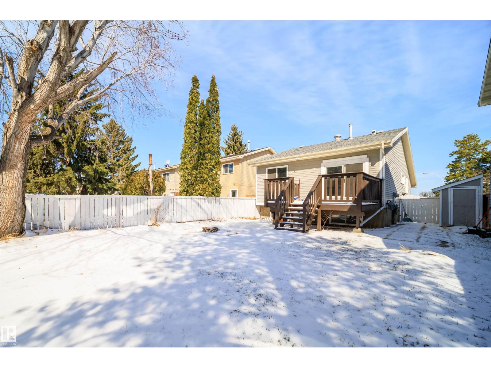 5303 21 AV NW, Edmonton