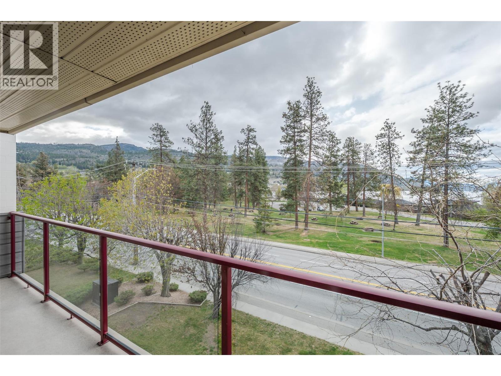 110 Skaha Place Unit# 401, Penticton