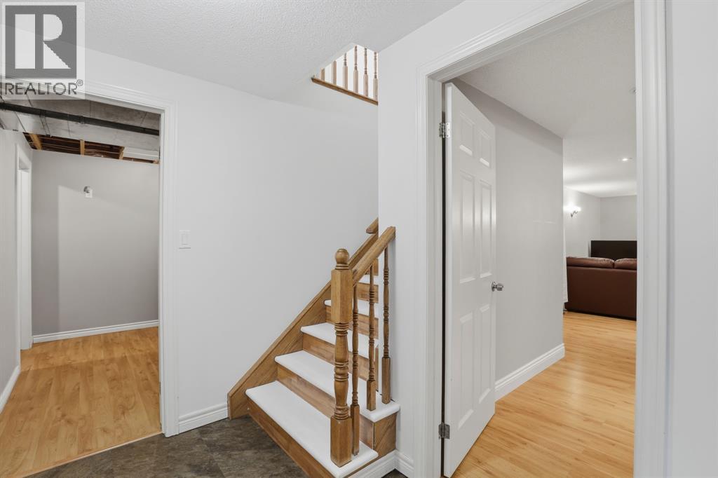 241 Canadore COURT, Sarnia, Ontario, N7S6A2 — Photo 18