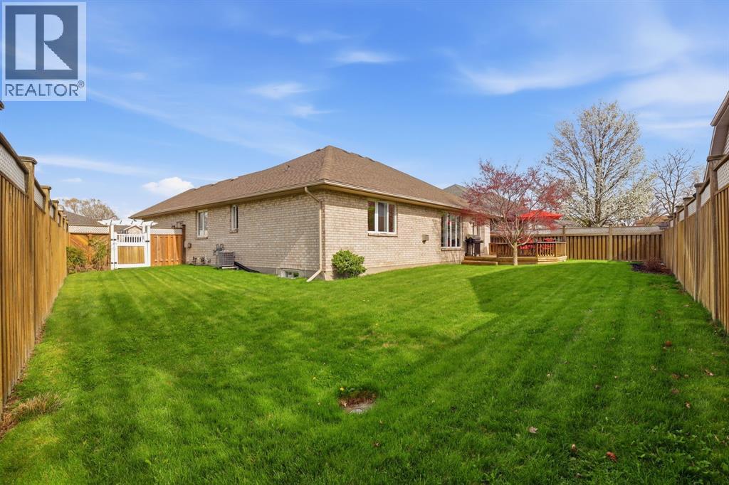 241 Canadore COURT, Sarnia, Ontario, N7S6A2 — Photo 30
