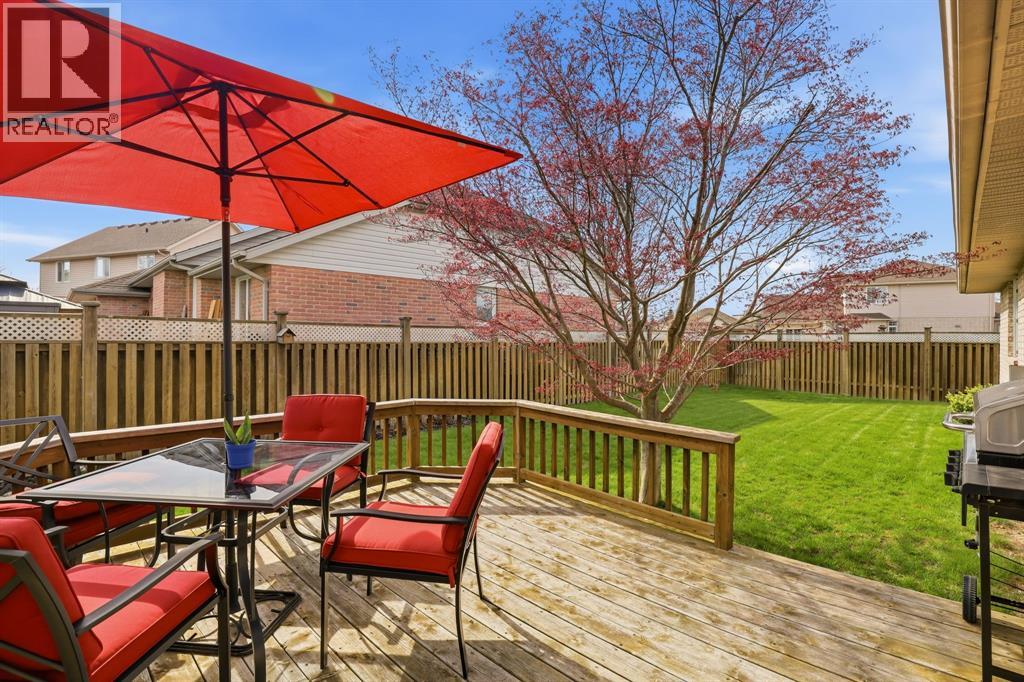 241 Canadore COURT, Sarnia, Ontario, N7S6A2 — Photo 9