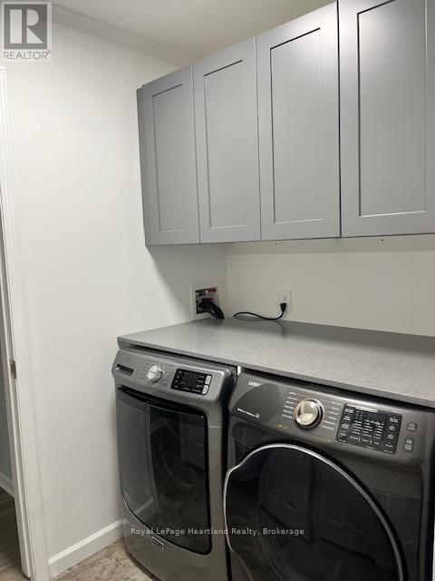 38 BOND STREET - 22