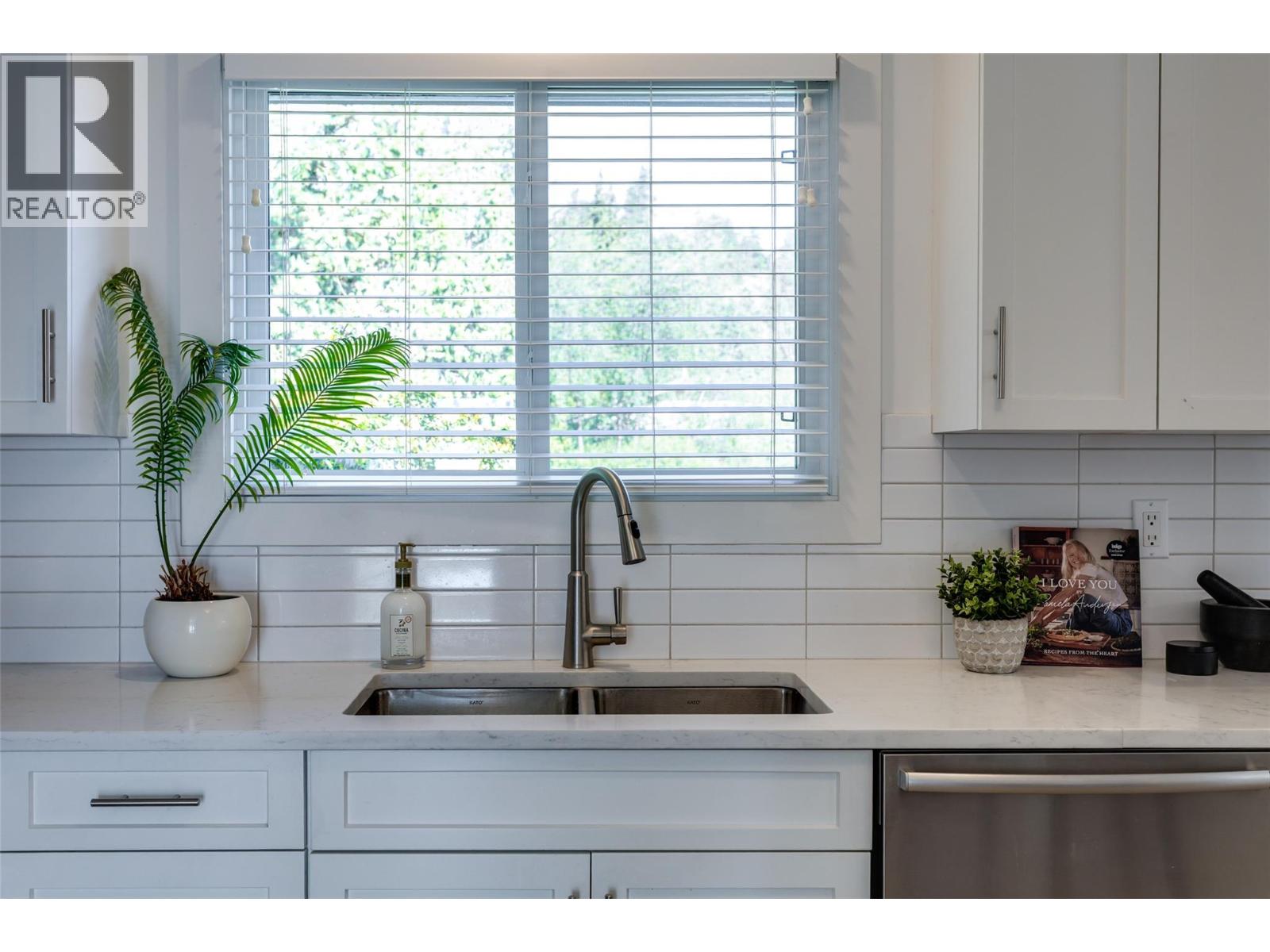  4445 Gordon Drive, Kelowna