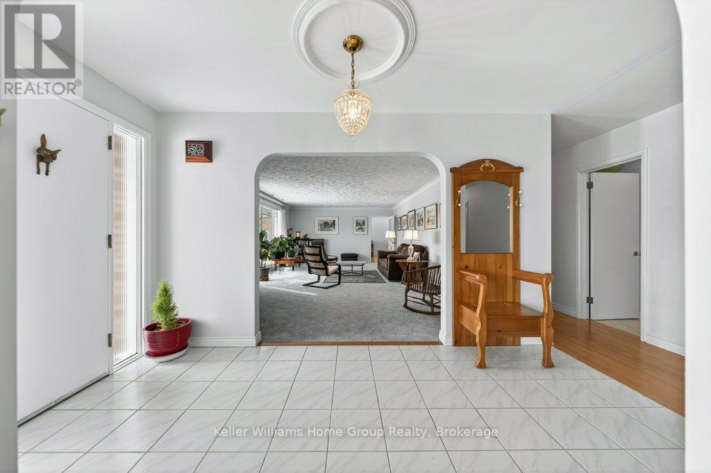 379 ST PATRICK STREET W - 12
