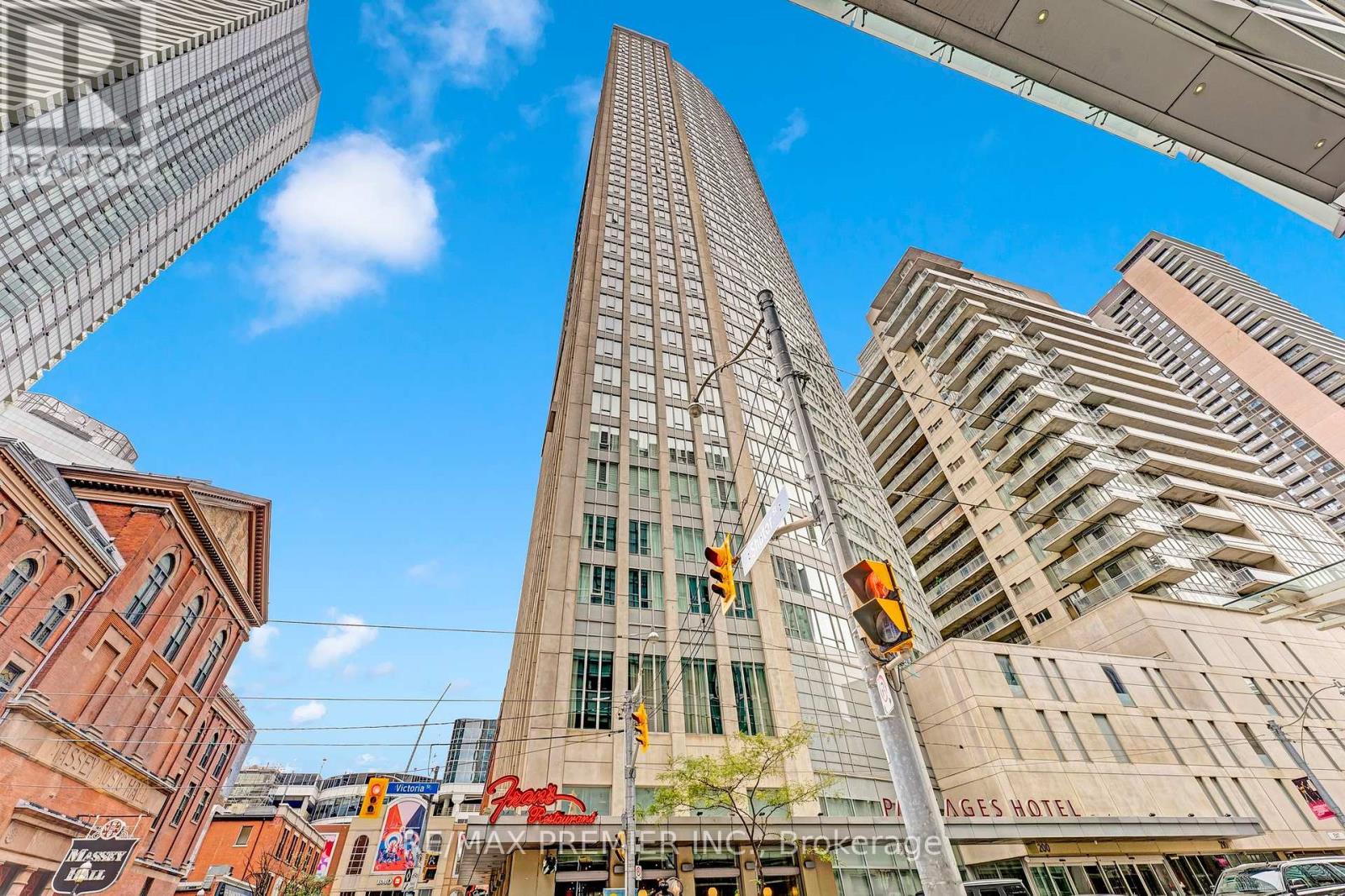 Listing photo of 4407 - 210 VICTORIA STREET