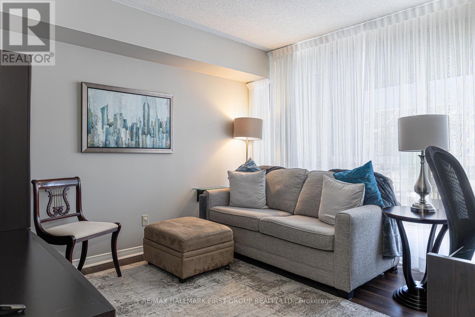 #110 25 CUMBERLAND LANE - 20