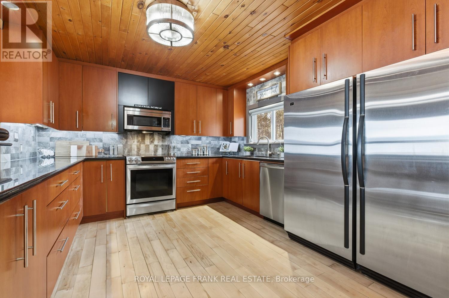 111 BALL POINT ROAD - 21