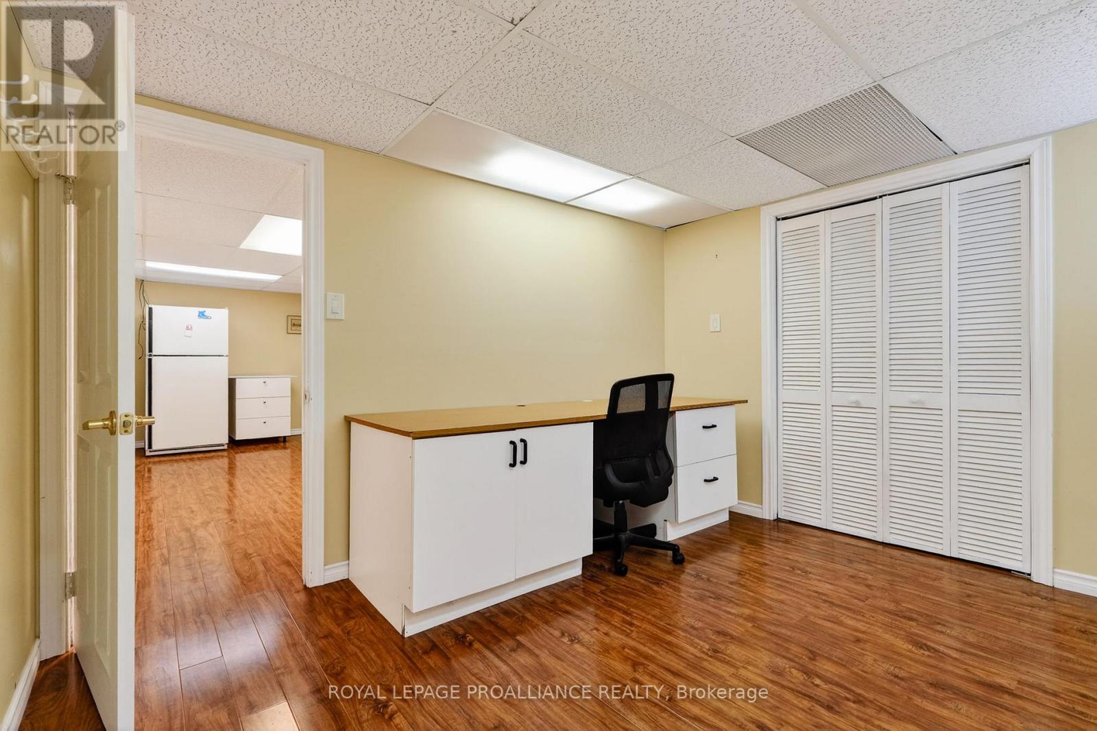 1 MEREDITH AVENUE - 36