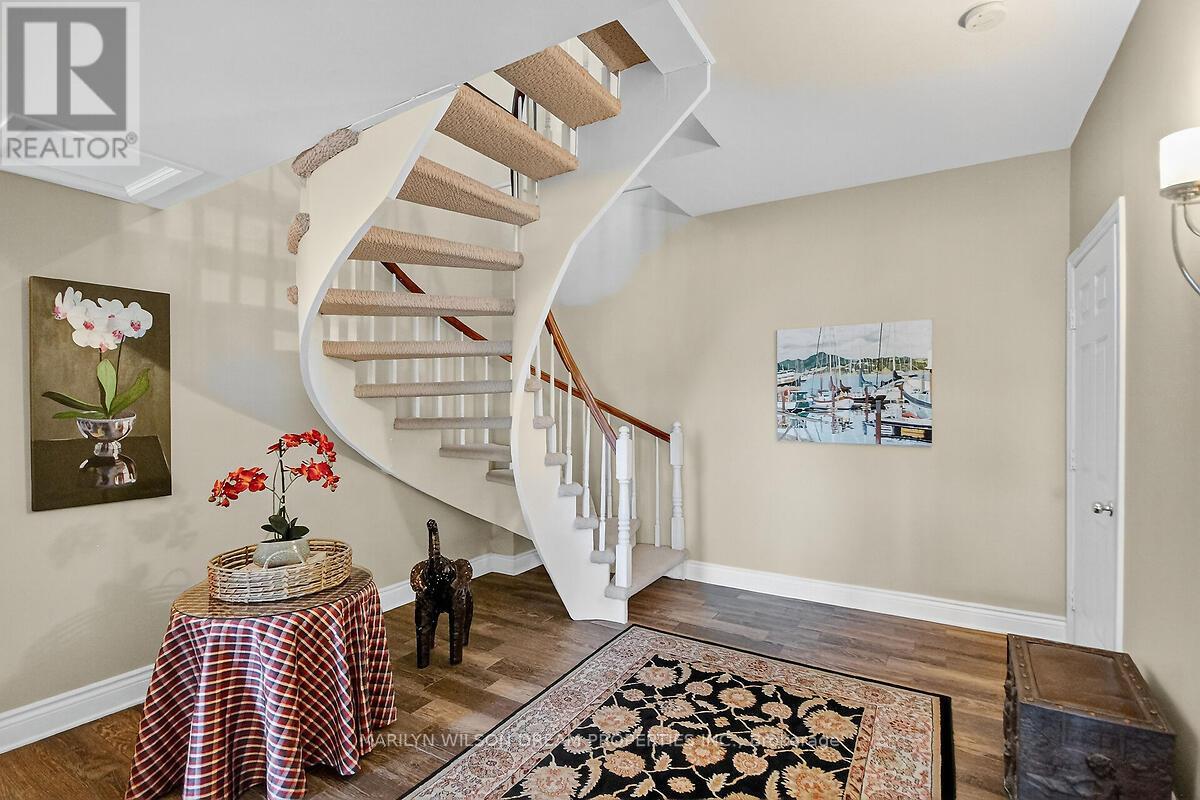 2998 BARLOW CRESCENT - 31