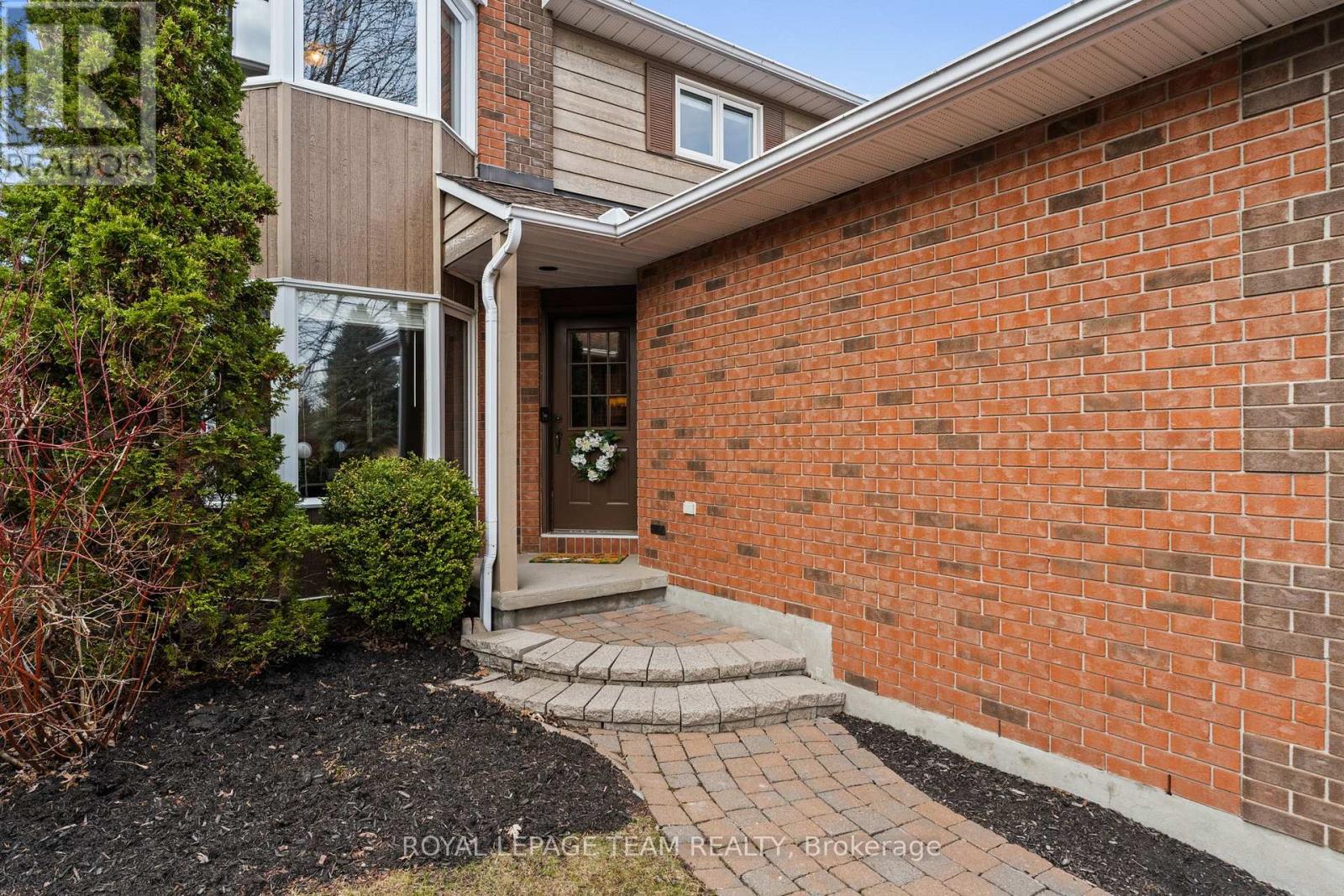 195 WALDEN DRIVE - 3