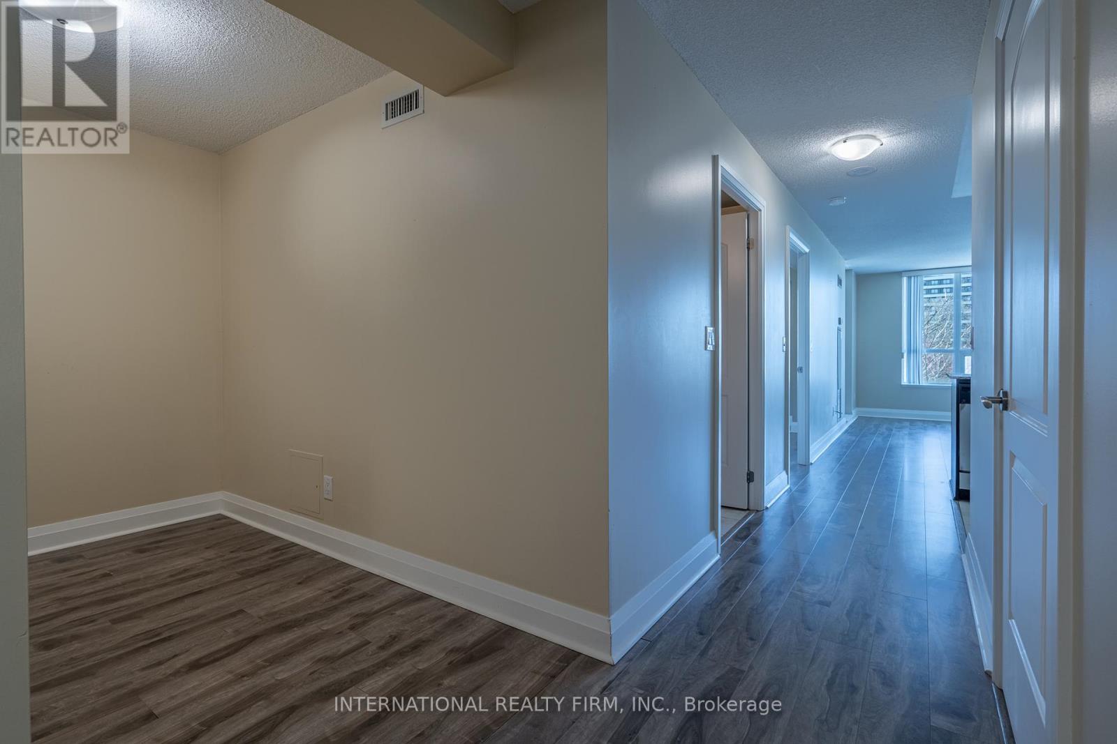 #204 20 NORTH PARK ROAD - 12