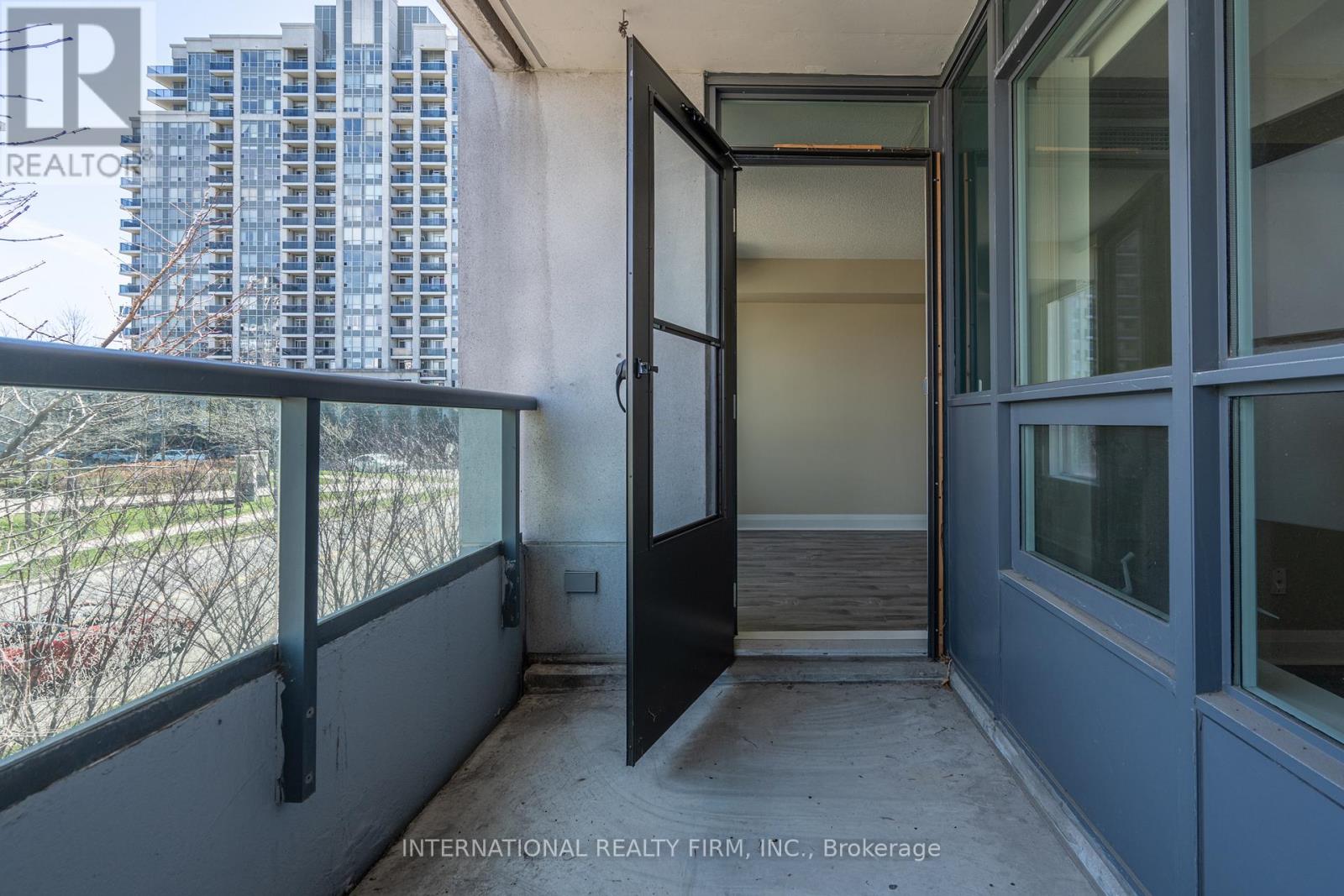 #204 20 NORTH PARK ROAD - 15