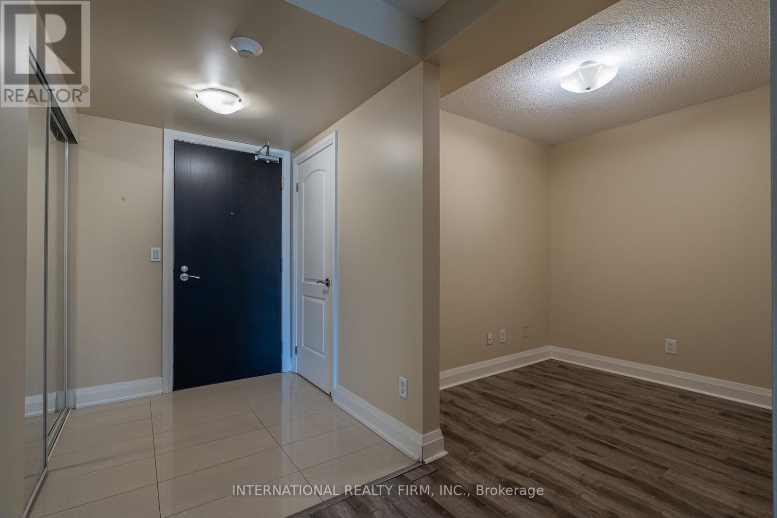 #204 20 NORTH PARK ROAD - 9