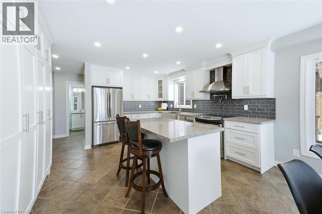 117 SIMMONDS Drive - 12