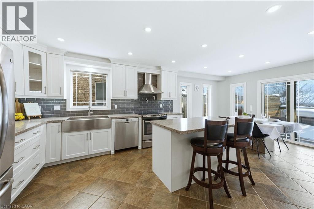 117 SIMMONDS Drive - 15