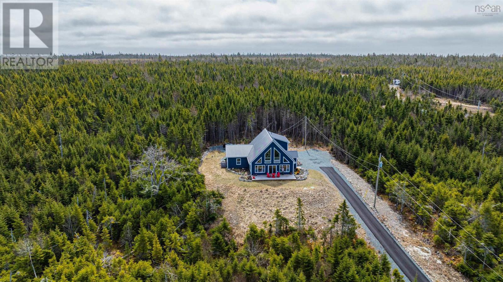 Property photo of 1399 East Petpeswick Road