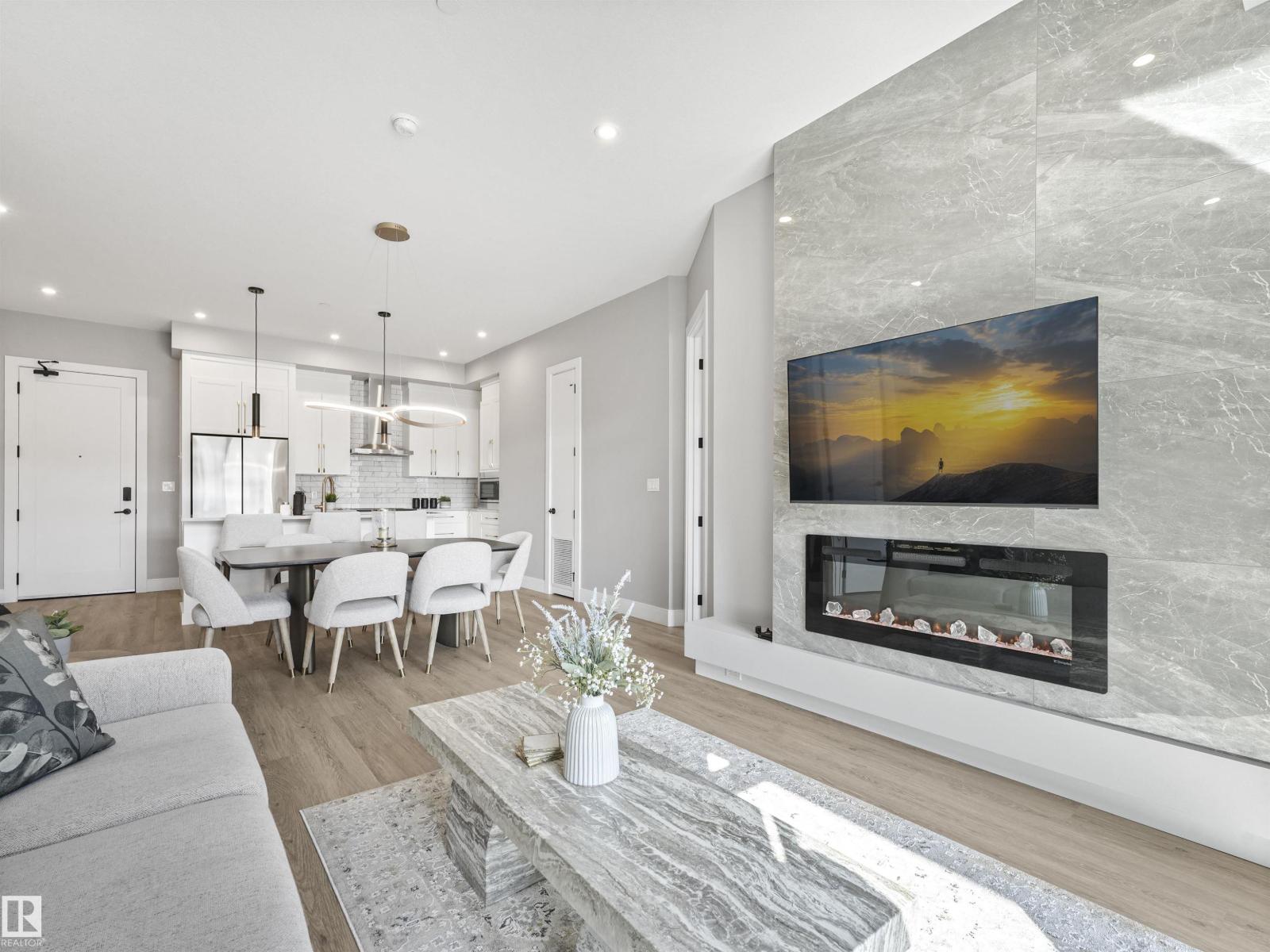 #101 7471 MAY CM NW, Edmonton