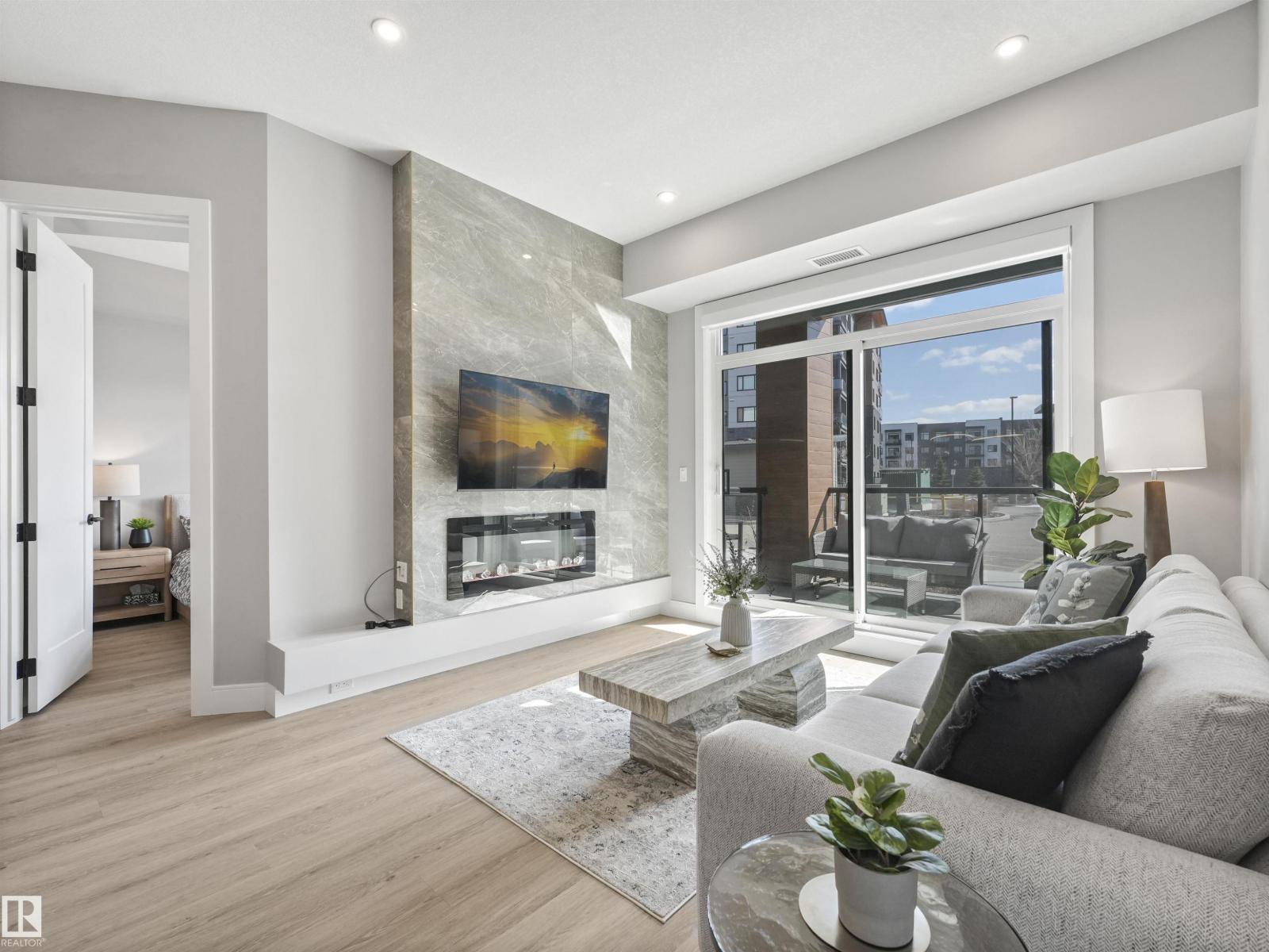 #101 7471 MAY CM NW, Edmonton