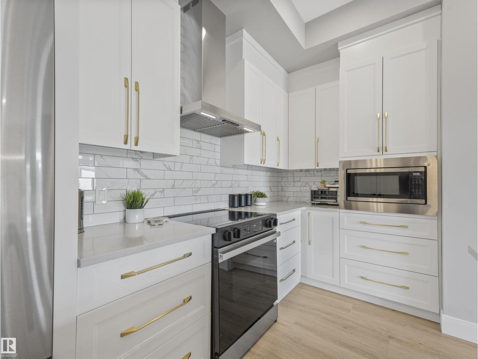 #101 7471 MAY CM NW, Edmonton