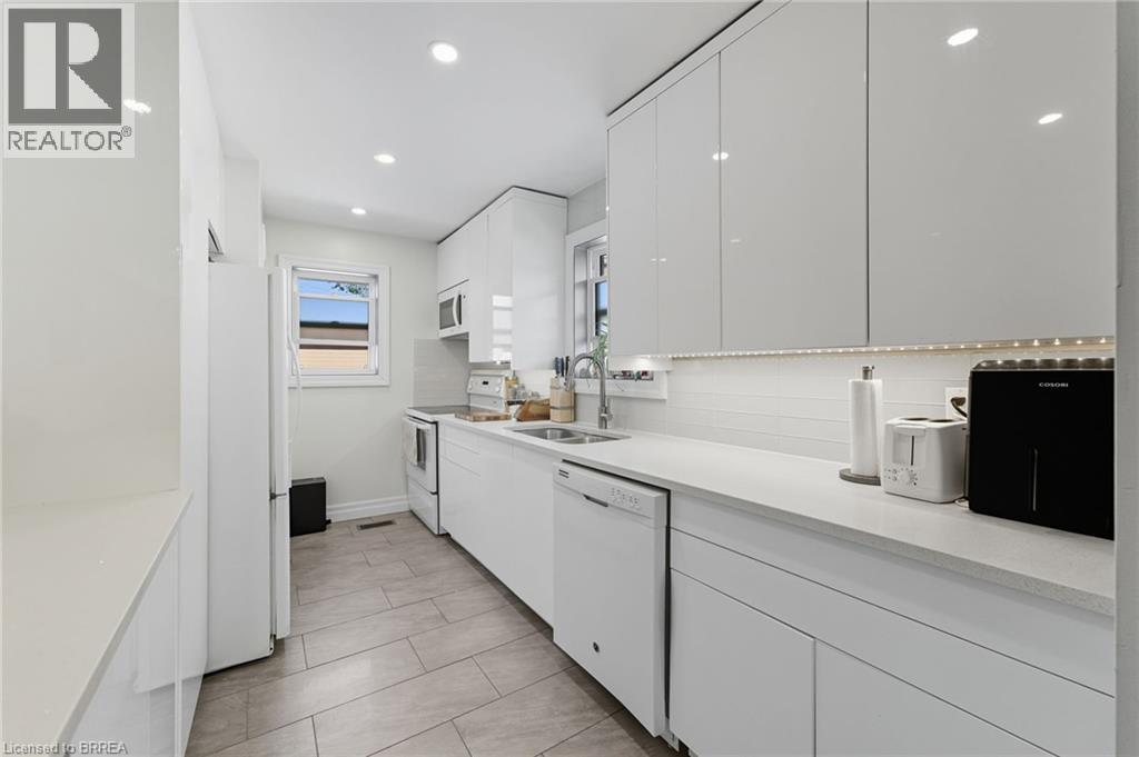 1314 FISHER Avenue, Burlington, Ontario, L7P2L6 — Photo 14