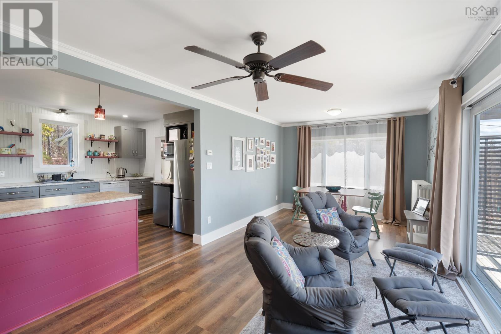 Property 26 of 49 of 84 Old Post Road