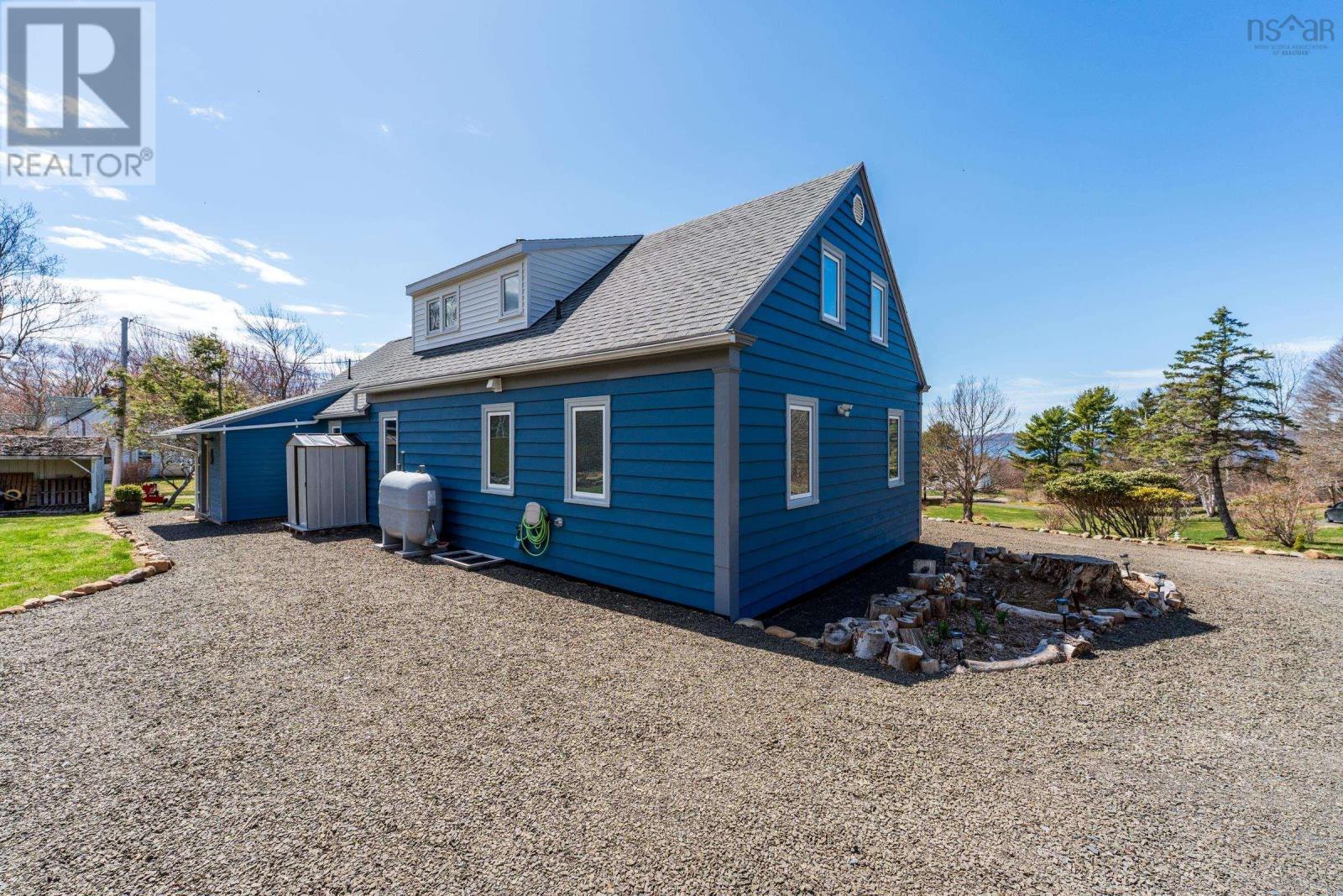 Property 46 of 49 of 84 Old Post Road