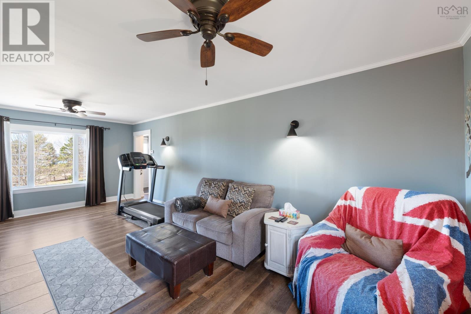 Property 30 of 49 of 84 Old Post Road