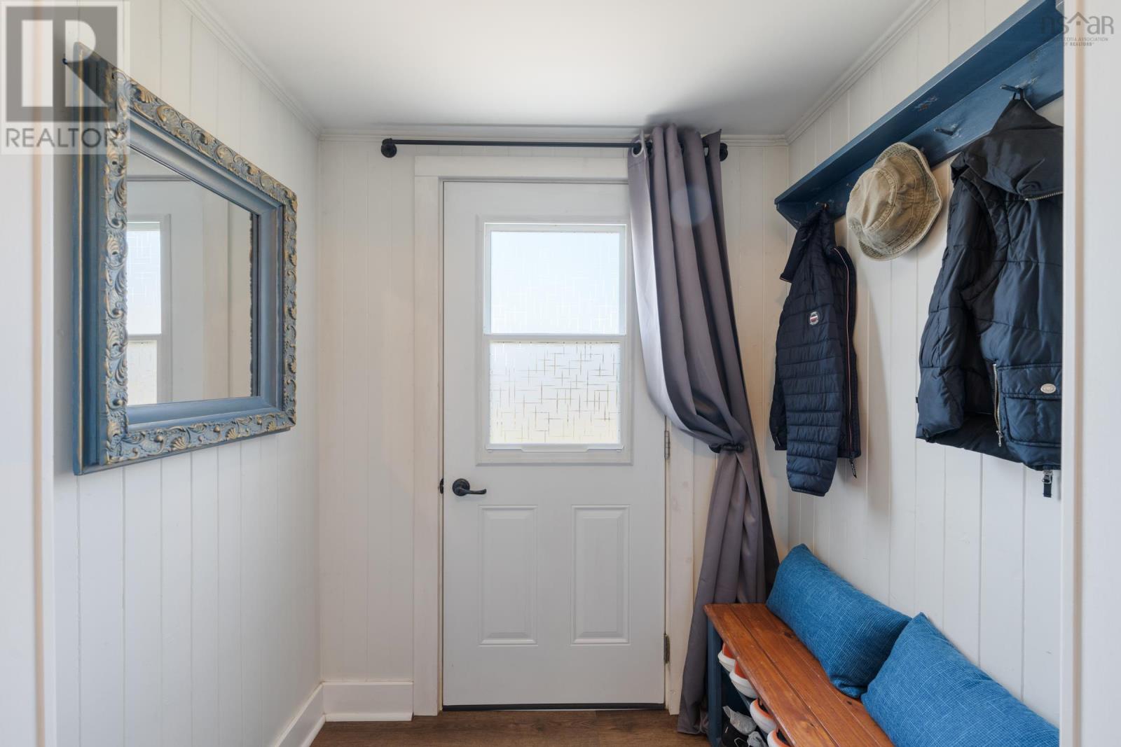 Property 31 of 49 of 84 Old Post Road