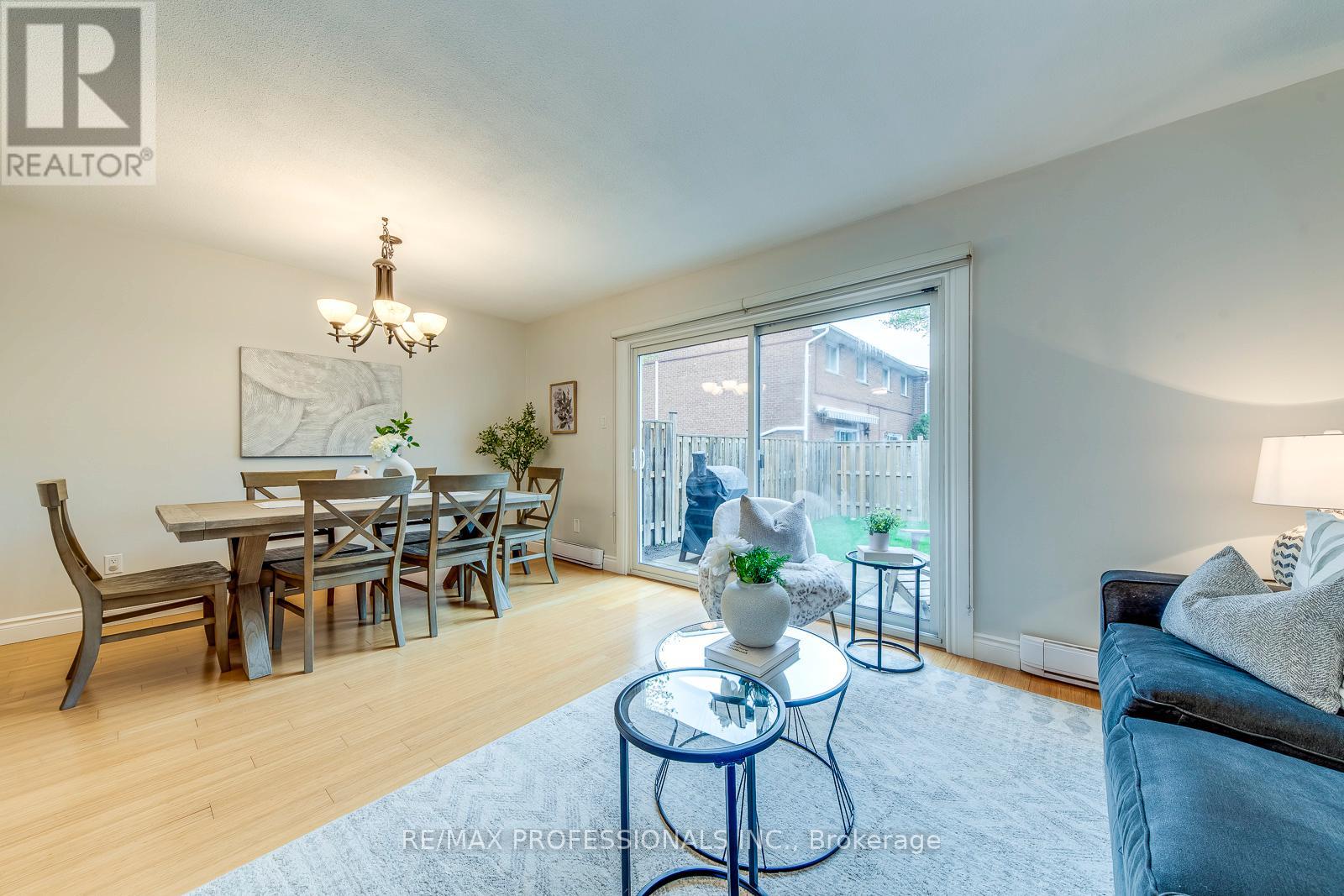 #18 17 CENTENNIAL PARK ROAD - 14