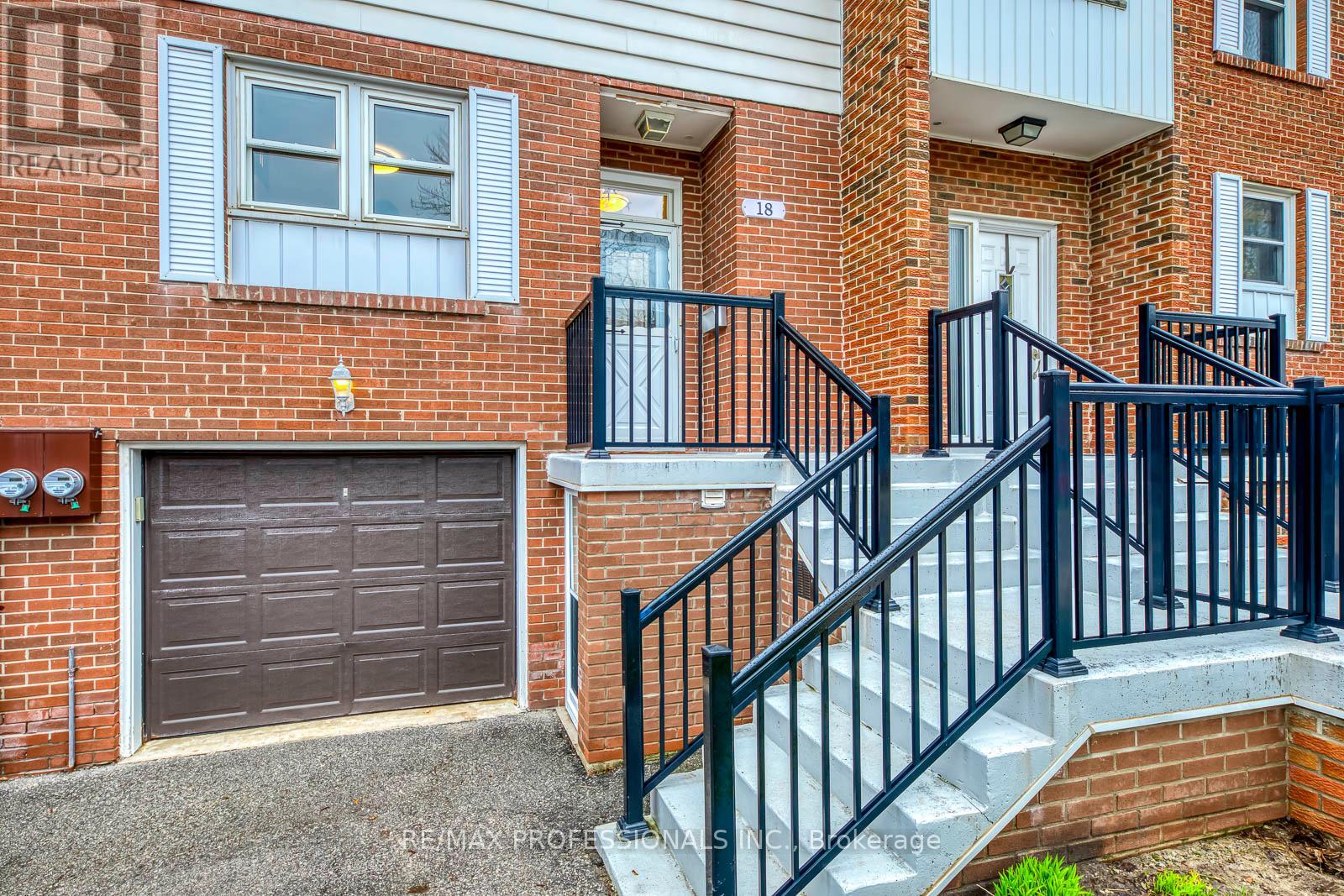 #18 17 CENTENNIAL PARK ROAD - 2