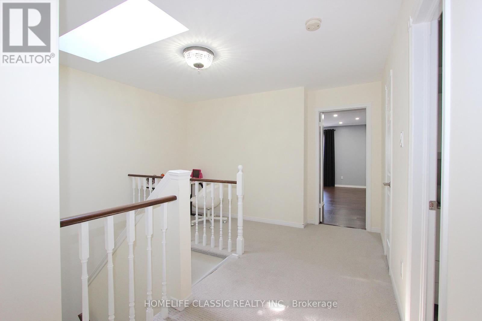 #51 4635 REGENTS TERRACE - 20