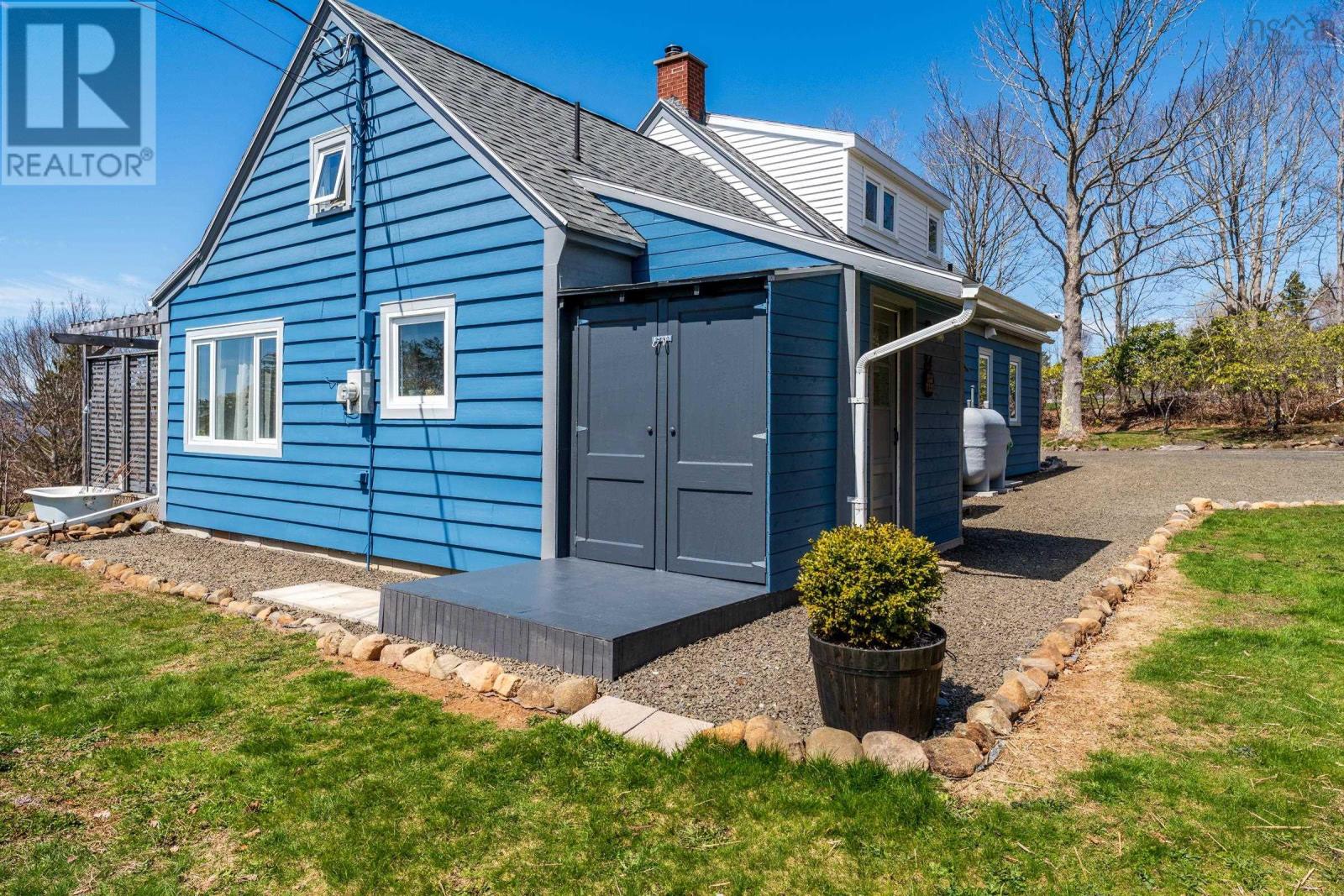 Property 8 of 49 of 84 Old Post Road