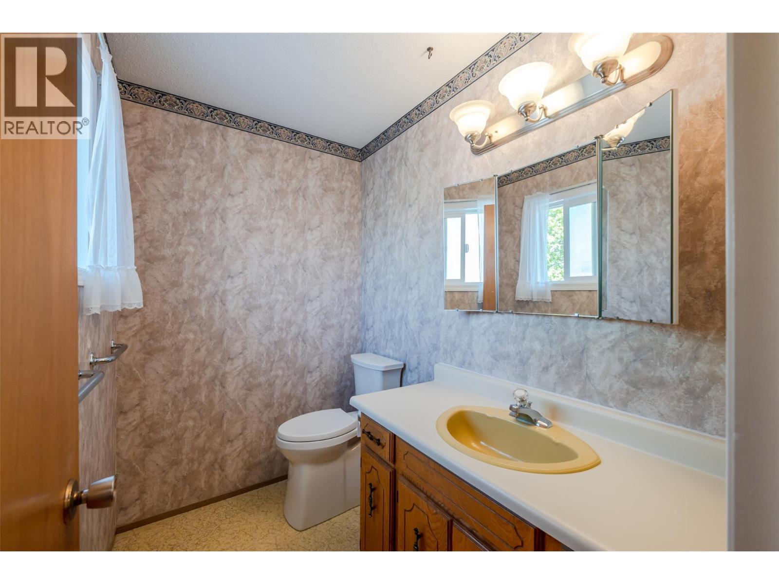 118 Murray Drive, Penticton