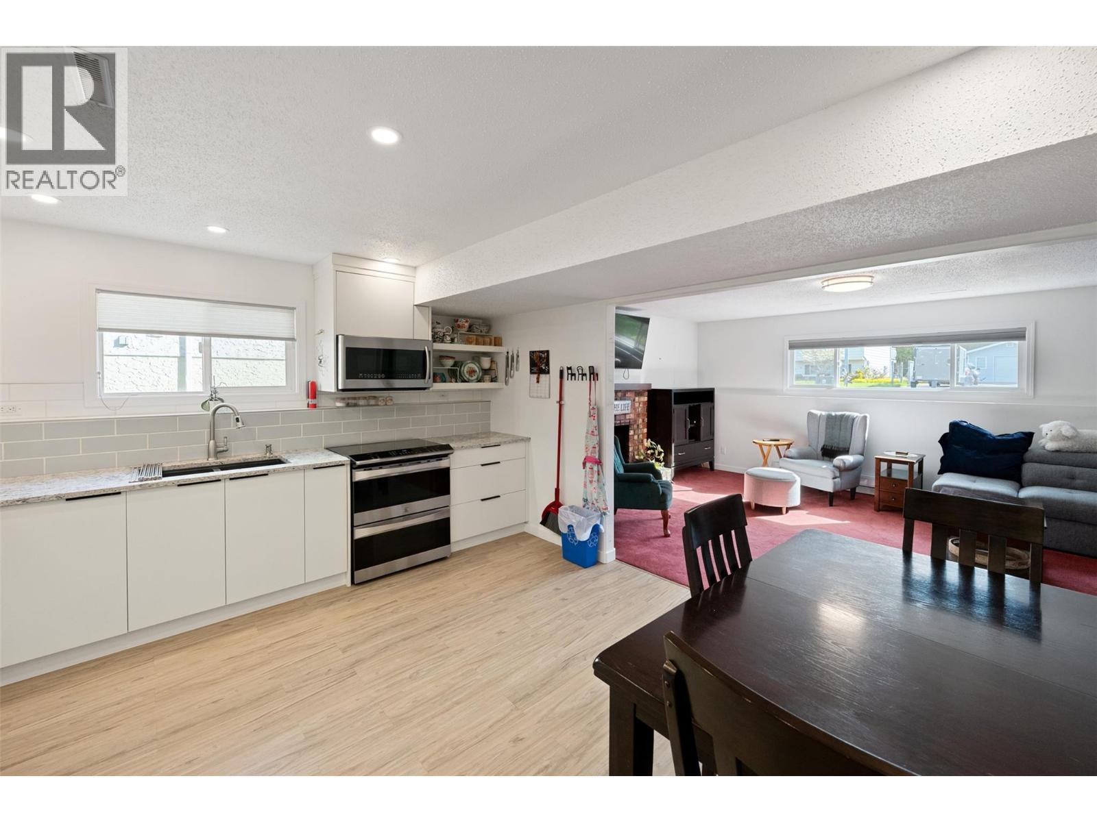 118 Murray Drive, Penticton