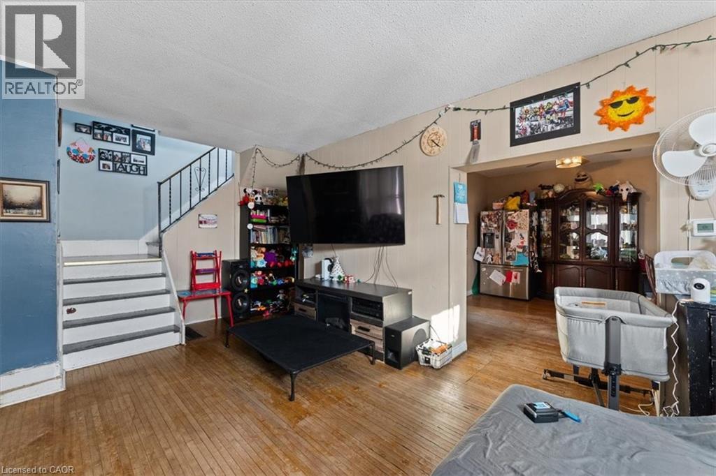 189 KENT Street S - 6