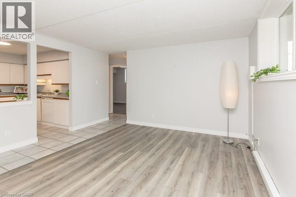 50 CAMPBELL Court Unit# 103, Stratford, Ontario, N5A7T6 — Photo 7