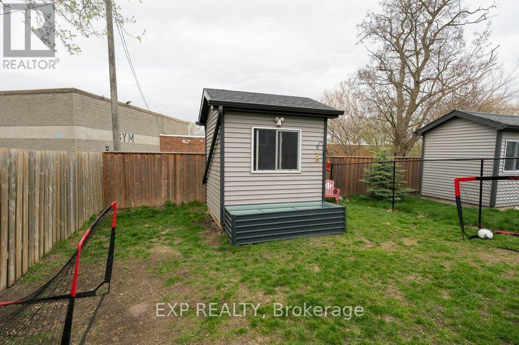 #A 102 DAVIS STREET E - 36