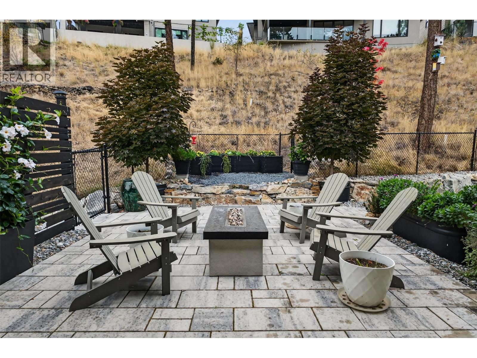 209 Summer Wood Drive, Kelowna