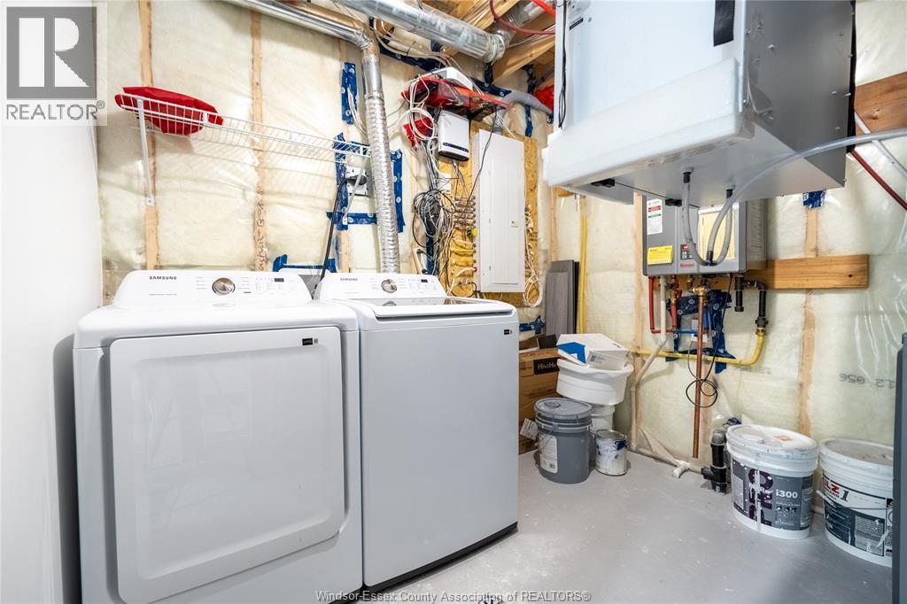 1557 ROCKPORT STREET, Windsor, Ontario, N9G0B6 — Photo 42