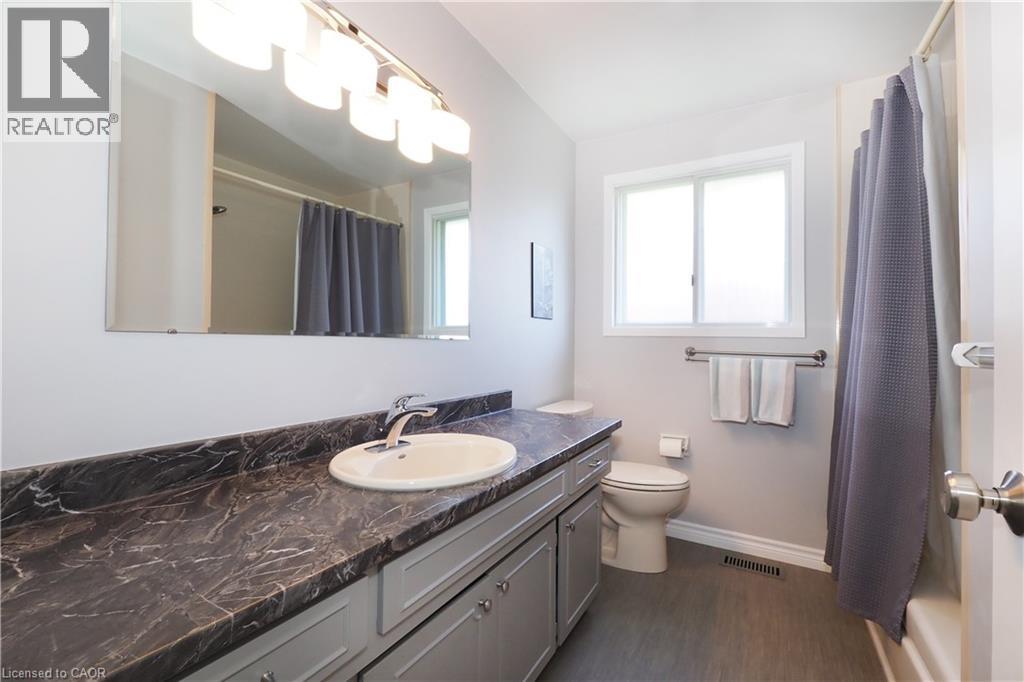 35 REINER Crescent, Wellesley, Ontario, N0B2T0 — Photo 21