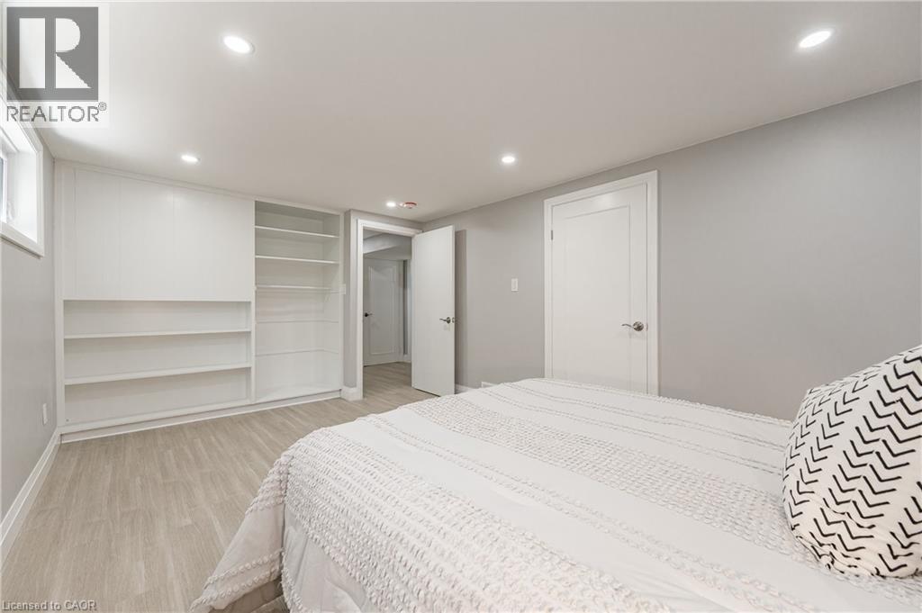34 BRADLEY Drive - 21