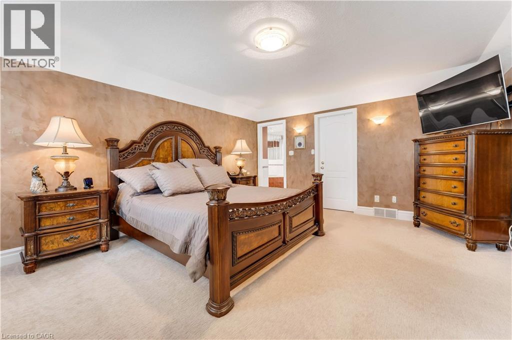 60 CHANDOS Drive, Kitchener, Ontario, N2A3C2 — Photo 21