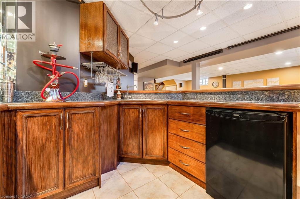 60 CHANDOS Drive, Kitchener, Ontario, N2A3C2 — Photo 38