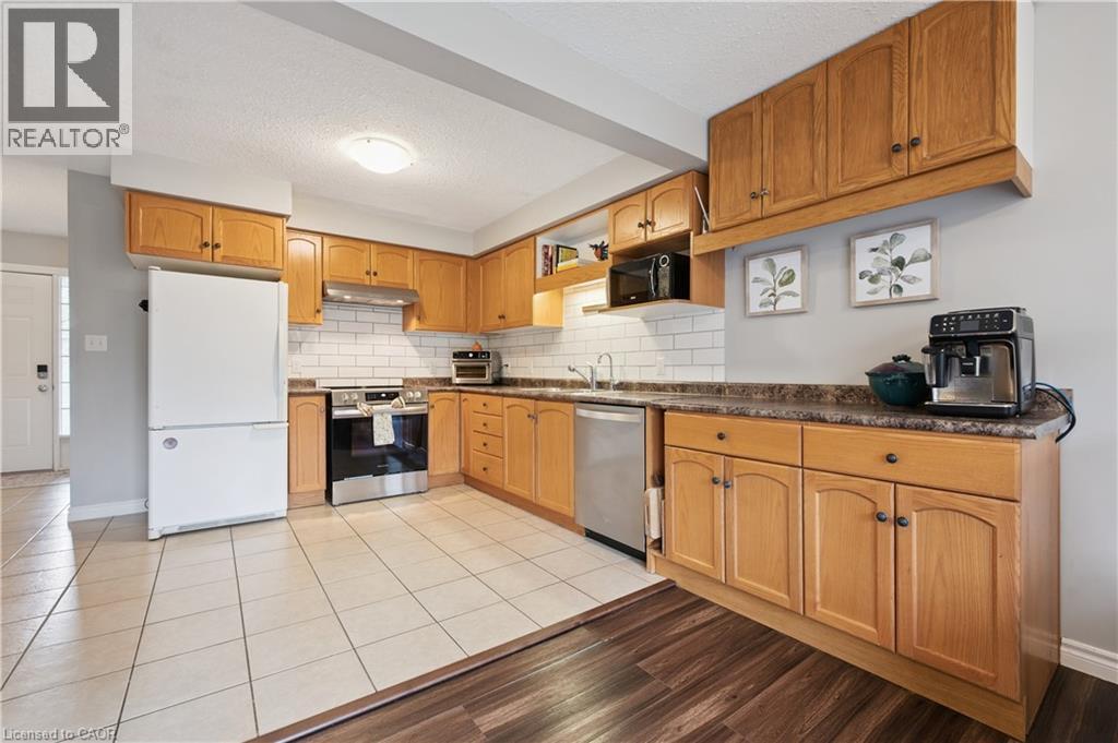 1498 GORDON Street Unit# 25, Guelph, Ontario, N1L1C8 — Photo 10