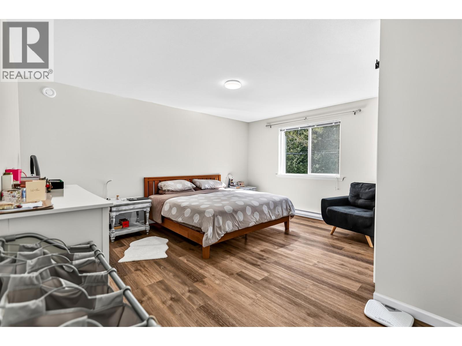 5797-5799 SANDY HOOK ROAD, Sechelt