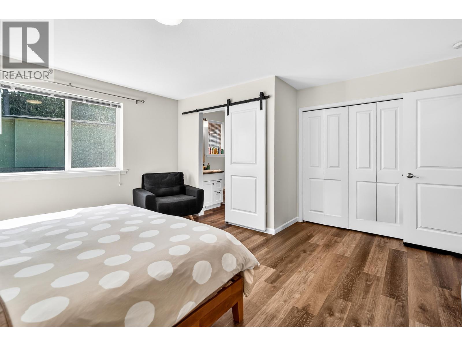 5797-5799 SANDY HOOK ROAD, Sechelt