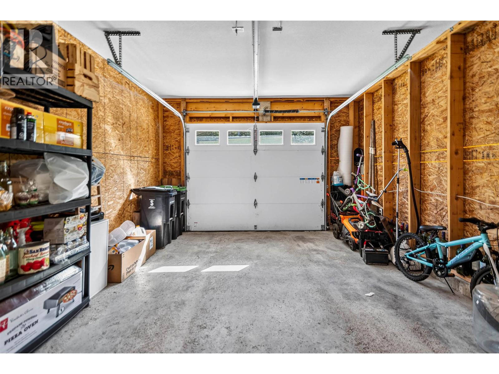 5797-5799 SANDY HOOK ROAD, Sechelt