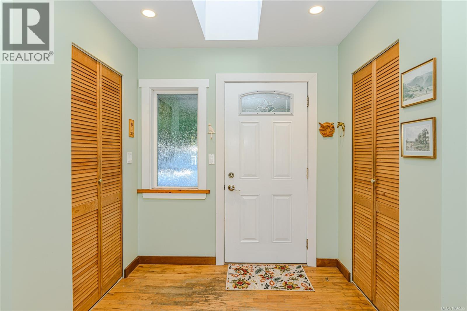 170 Woodland Dr, Salt Spring