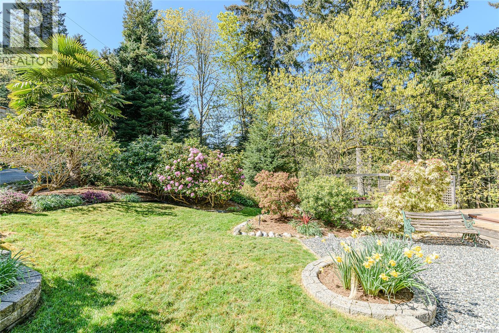 170 Woodland Dr - 36
