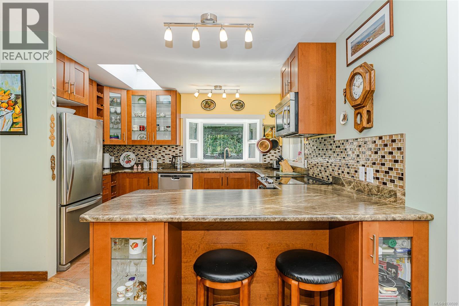 170 Woodland Dr, Salt Spring